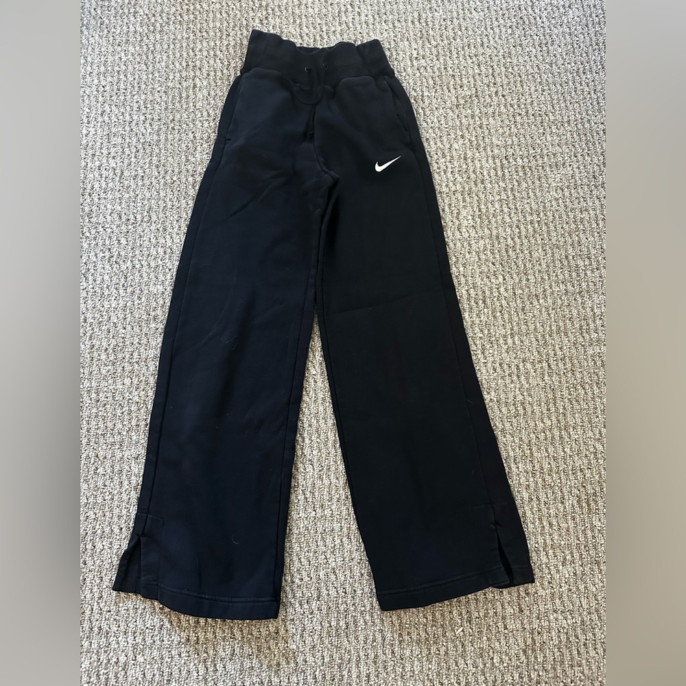 Nike Women’s Black Sweatpants with White Logo